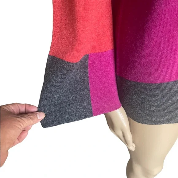 New! Kinross Cashmere Women's Purple /grey
Sweater size XL - Picture 12 of 13